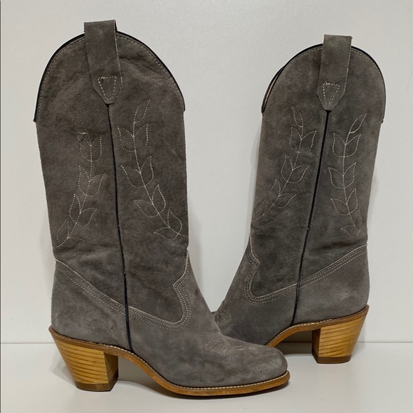 Wolverine Shoes - Wolverine Vintage Suede Flower Detail Vintage Cowboy Boots 1970’s